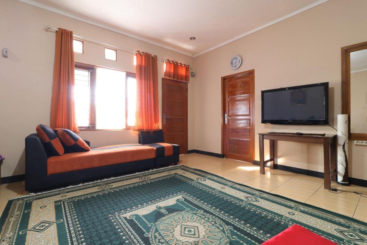 Lembur Incu Syariah Villa & Resto Lembang Zewnętrze zdjęcie