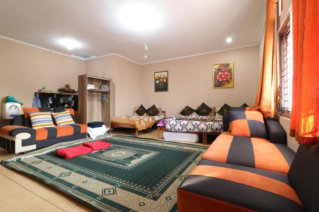 Lembur Incu Syariah Villa & Resto Lembang Zewnętrze zdjęcie